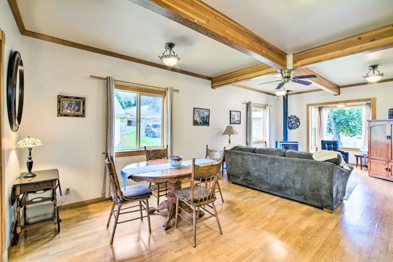 Quaint Coquille Getaway Near Beaches And Parks! Kültér fotó