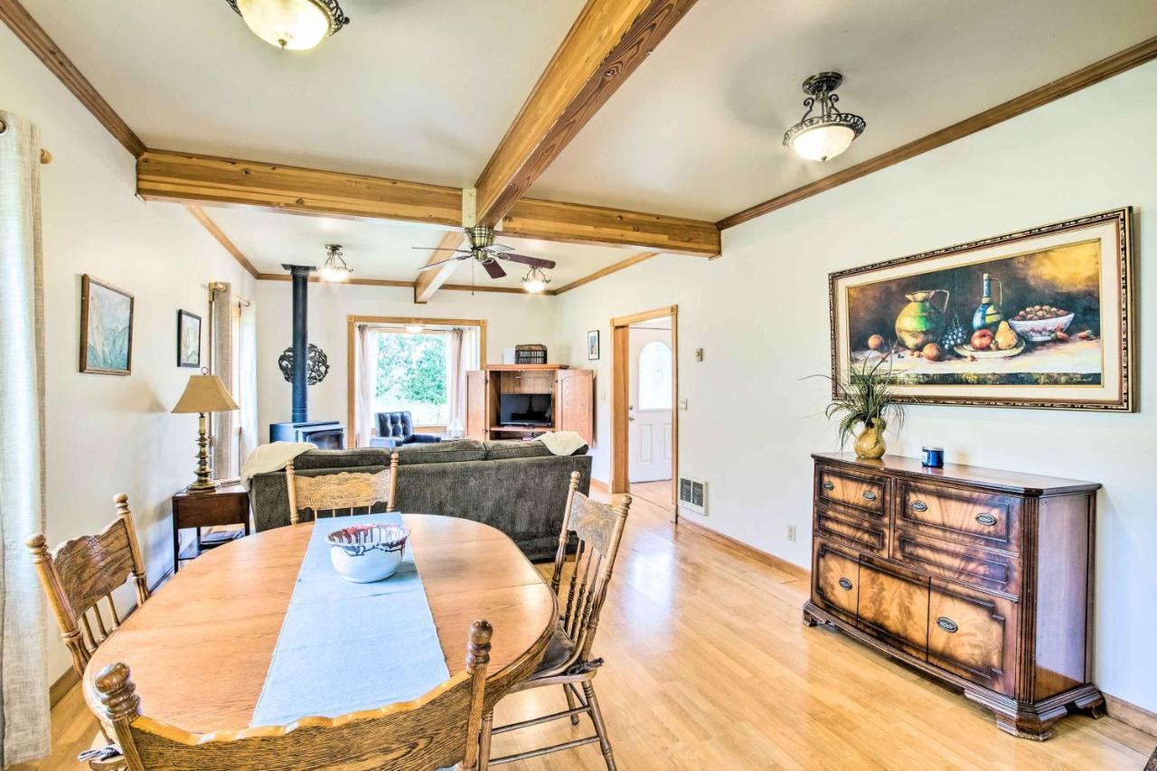 Quaint Coquille Getaway Near Beaches And Parks! Kültér fotó