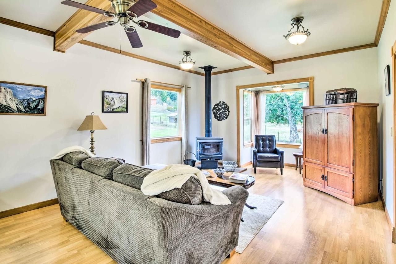 Quaint Coquille Getaway Near Beaches And Parks! Kültér fotó